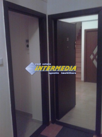 apartament-4-camere-de-inchiriat-centru-3